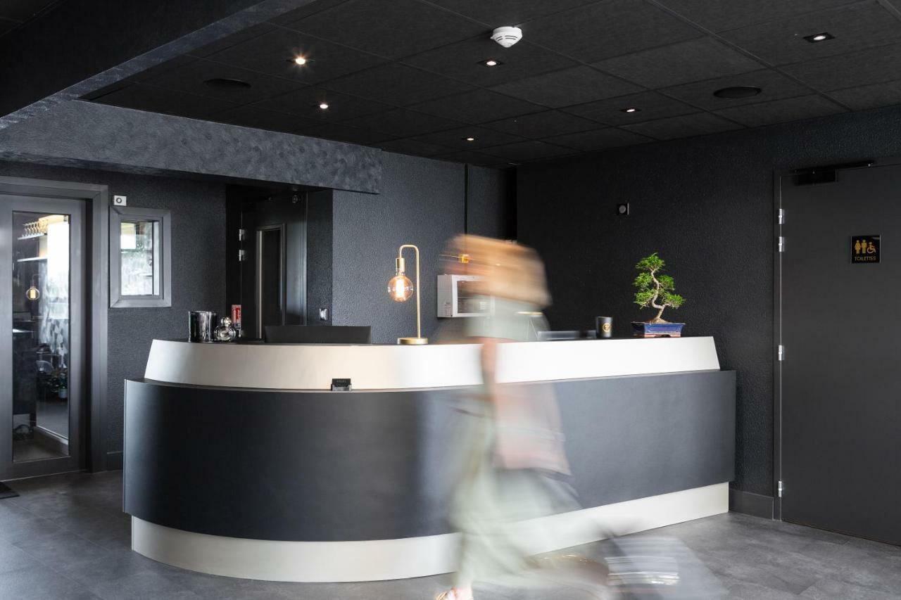 Hotel L'Ortega - Rennes St Jacques Aeroport Saint-Jacques-de-la-Lande Eksteriør billede